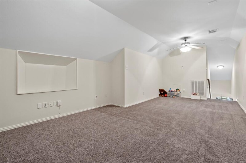 Building Photo - 2356 Aurora Dr