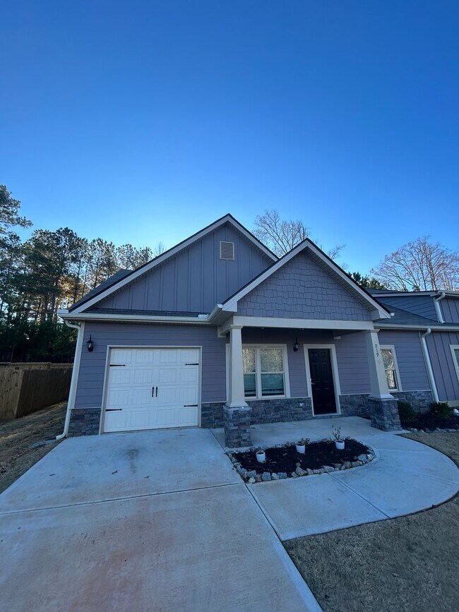Newer Constuction 3 Bedroom 2 Bat... 219 Oakwood Dr NW Milledgeville GA 31061