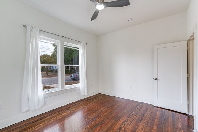 Building Photo - 210-M (ERL)