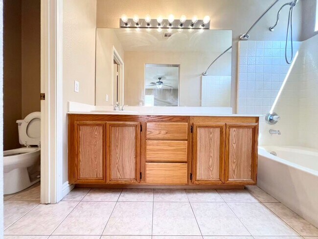 Building Photo - 9617 Marigny Ct
