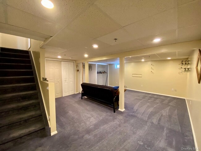 Building Photo - 404 Mountain Laurel Dr