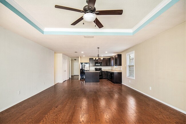 Building Photo - 304 Chert Ln