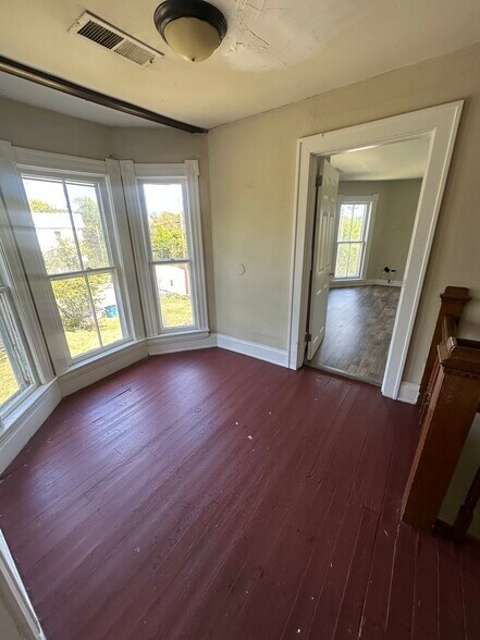 Building Photo - 10963 Dixie Hwy