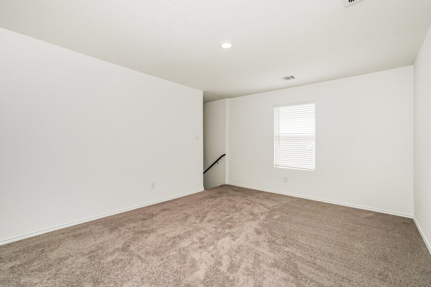 Building Photo - 14612 Greenfield Ml
