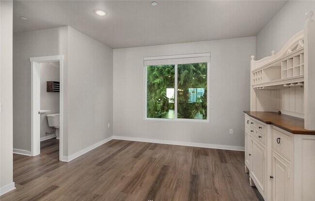 Building Photo - Newer Construction 3-Bedroom Home with Smart Features, Tandem Garage & Community Amenities