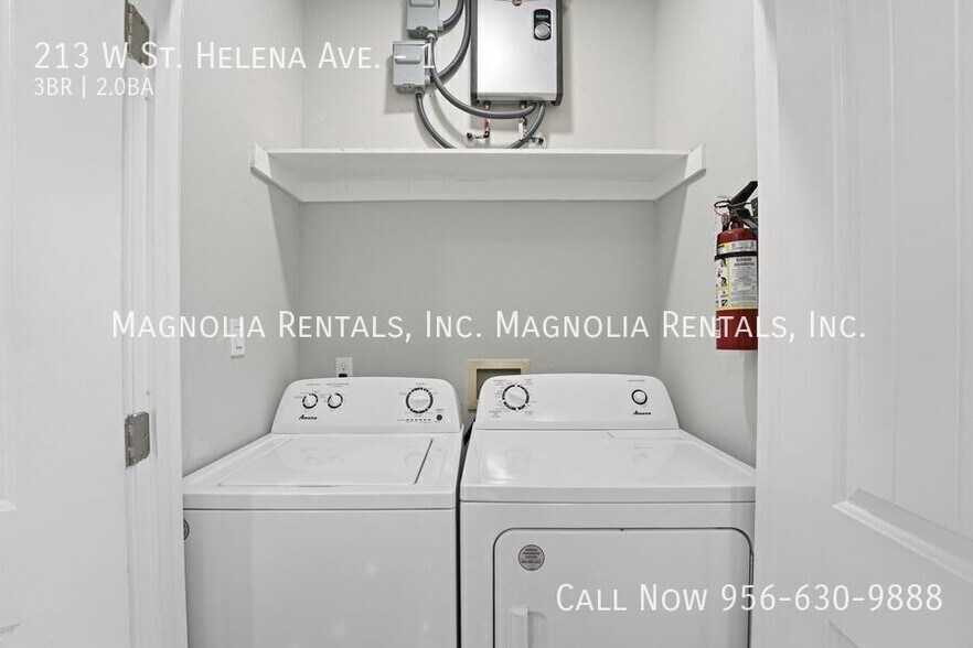 Building Photo - 213 W St Helena Ave