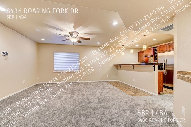 Building Photo - 8436 Roaring Fork Dr