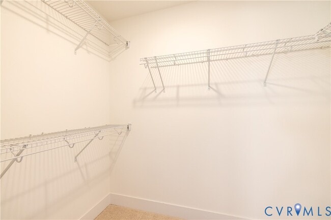 Building Photo - 15349 Sunray Wy