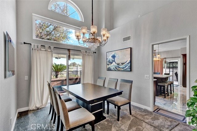 Building Photo - 7246 E La Cumbre Dr