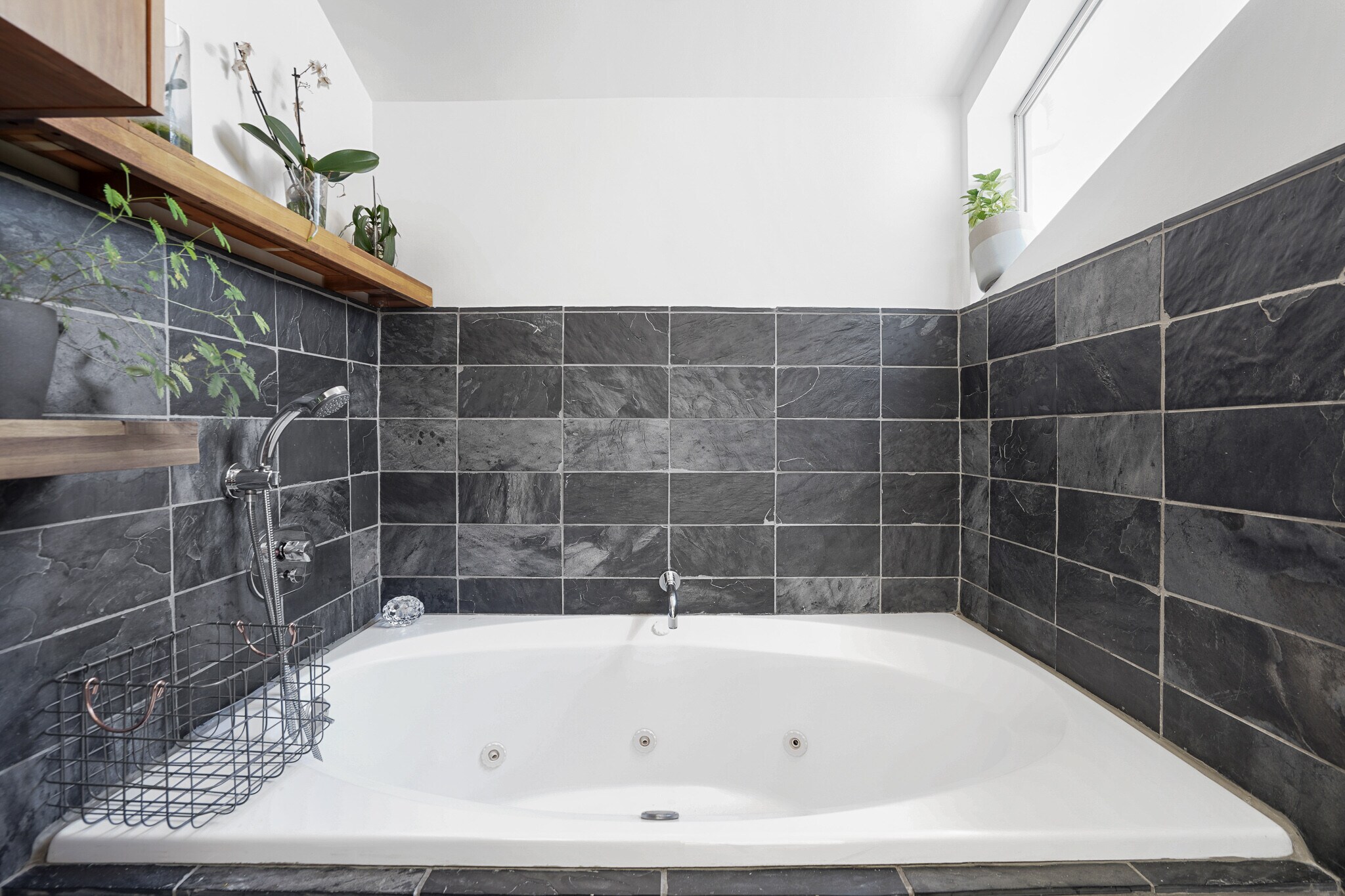 Master Bathroom - 712 Bryant St