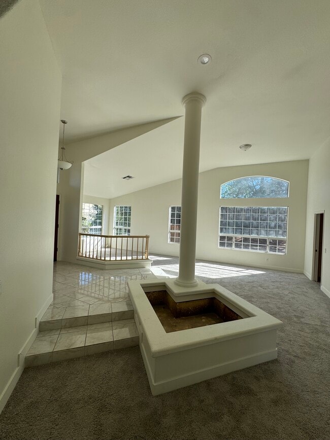 Building Photo - 22747 Pebblestone Dr