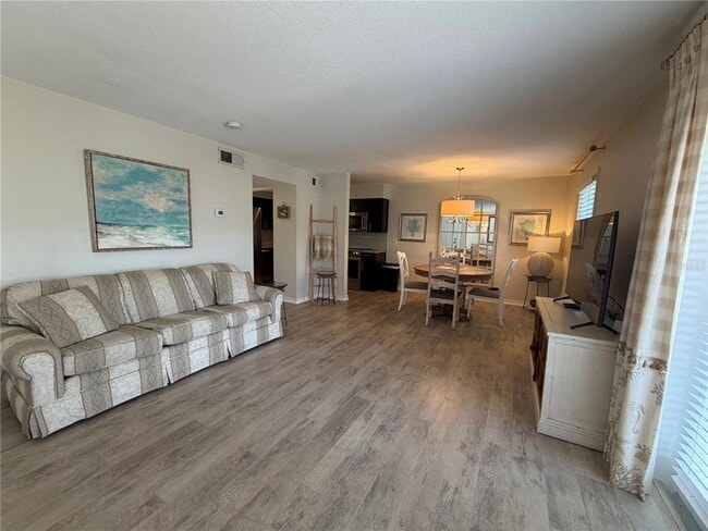 Building Photo - 4985 Cobia Dr SE