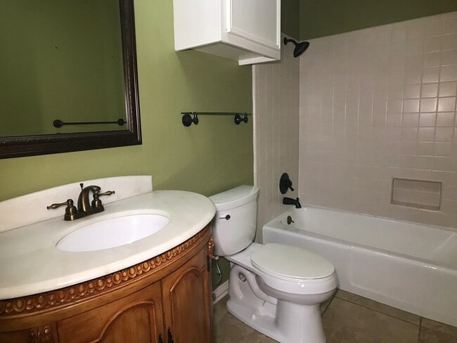 Building Photo - 3Bed/2Bath In Cimarron now Available!