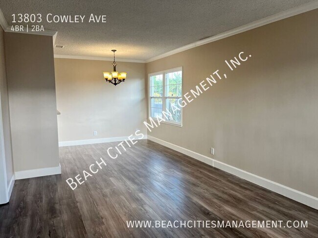 Building Photo - 13803 Cowley Ave