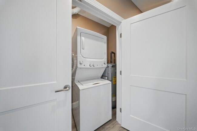 Building Photo - 7 Giada Lane Unit 2