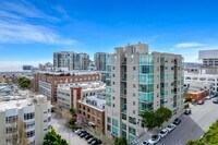 Building Photo - EPIC REA - Modern-Style 1 BR/1 BA Condo in...