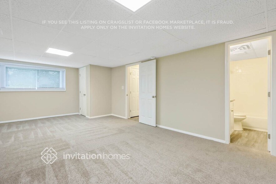 Building Photo - 2461 Northbrook Rd