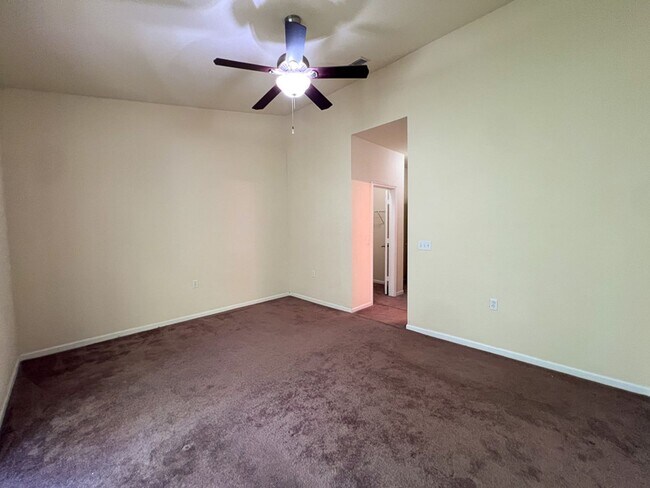 Building Photo - 2/2.5 Town Home in Magnolia Place Available NOW!