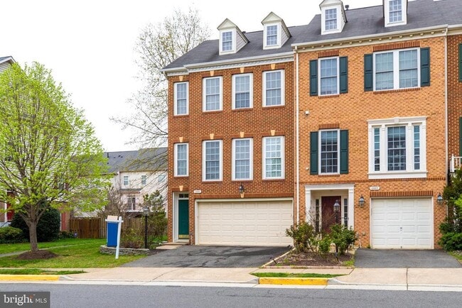 Building Photo - 12691 Heron Ridge Dr