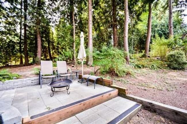 Building Photo - Exquisite Home with 3 Bed and 2.5 Bath in ...