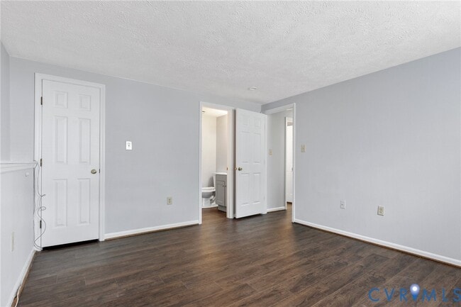 Building Photo - 7604 Roscommon Ct