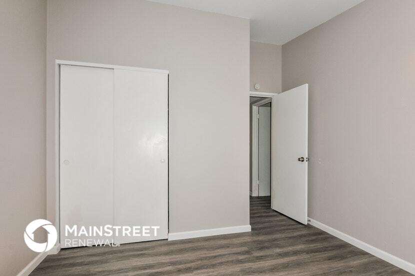 Building Photo - 1545 Swan Dr