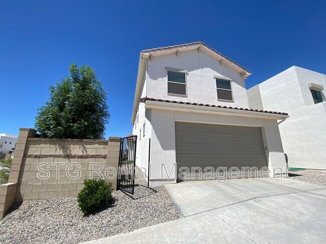 Building Photo - 767 W Scarlet Hill Dr