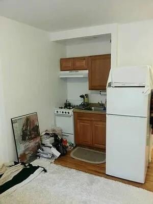 Building Photo - 317 W 29th St