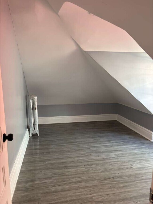 Building Photo - 74-78 Baldwin Ave.