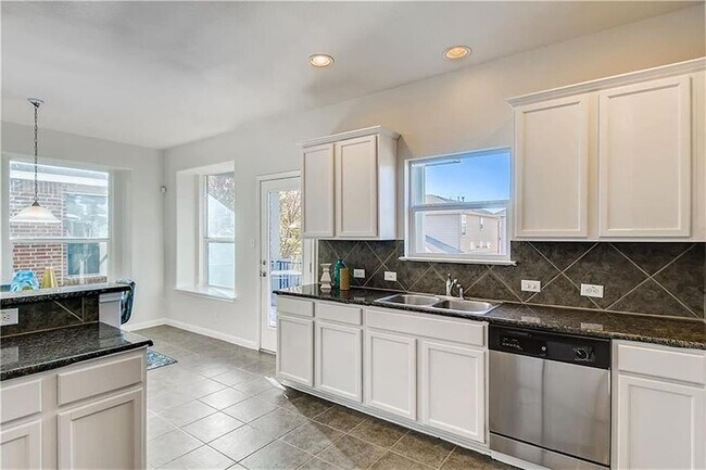 Building Photo - 10920 Worn Sole Dr