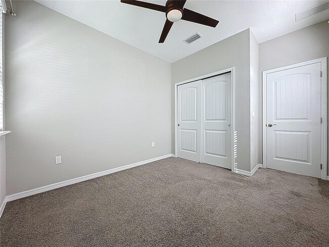 Building Photo - 329 Alcove Dr