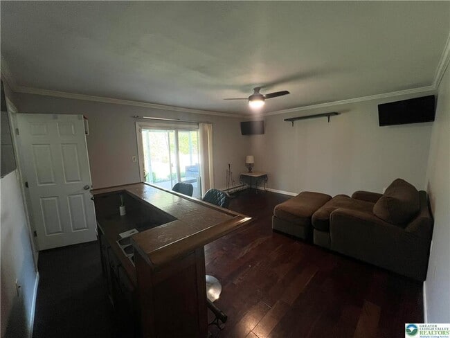 Building Photo - 3071 Athena Dr