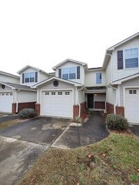 Building Photo - 803 Majestic Dr