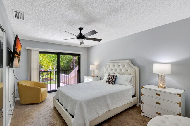 Building Photo - 807 Windermere Way
