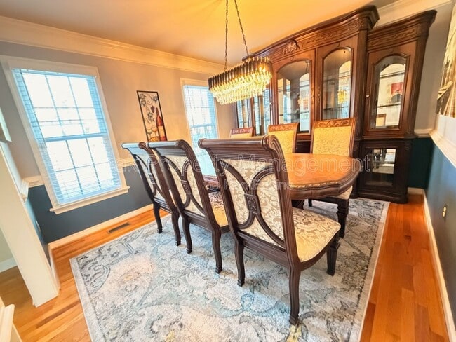 Building Photo - 11809 Sanbury Ln