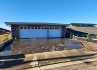 Building Photo - Furnished 3+ bed 3 bath Pismo Beach Dream ...