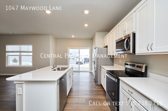 Building Photo - 1047 Maywood Ln