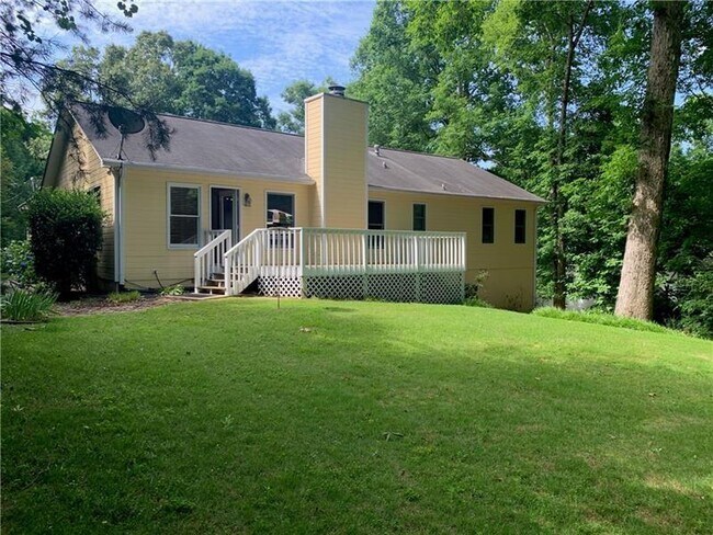 Building Photo - 2468 Venture Dr