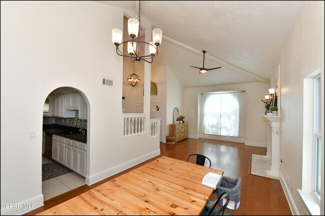 Building Photo - 1857 Ralph Janes Pl