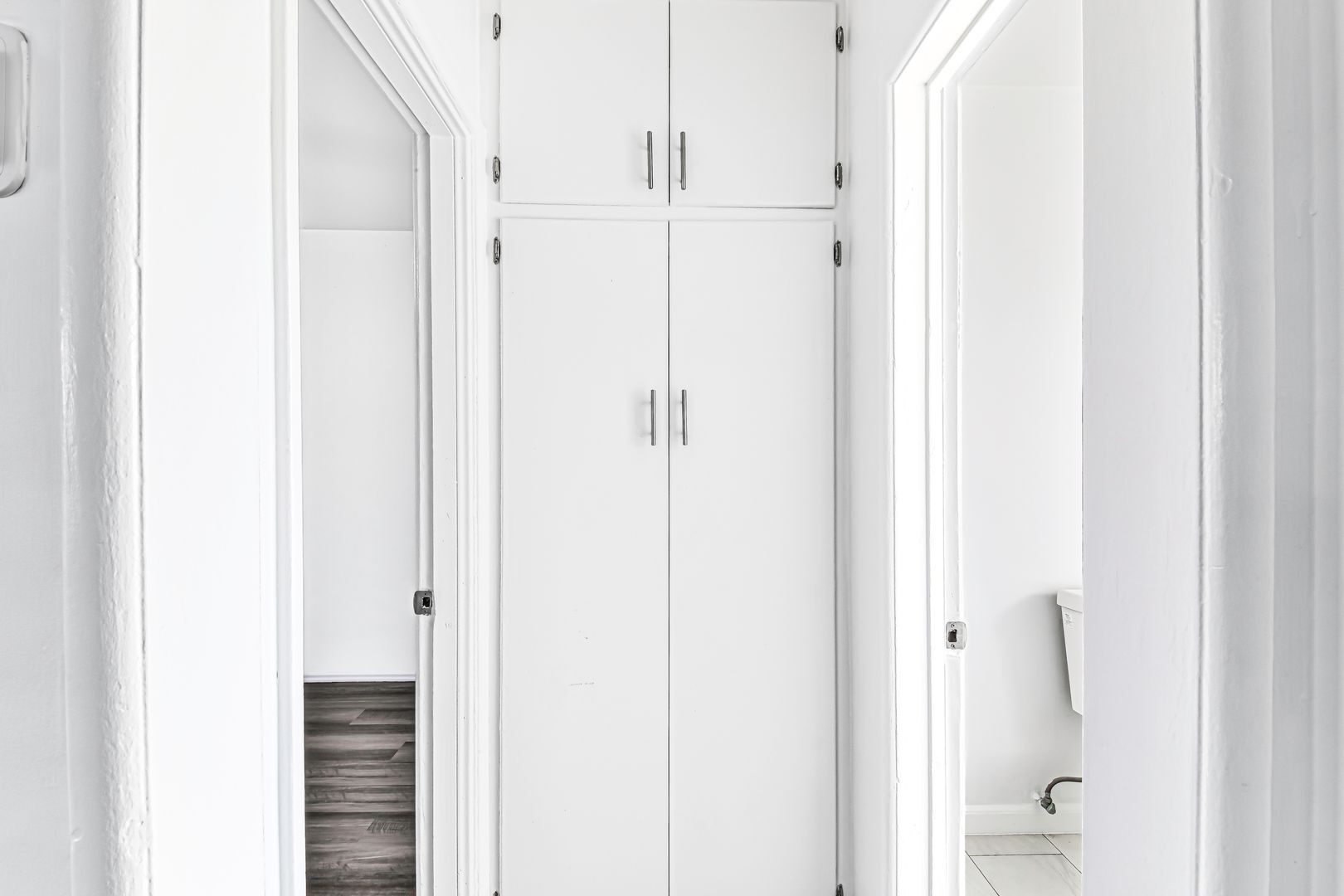 Building Photo - 1631 E 4th St