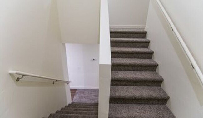 Building Photo - Gorgeous 3-Story 2021 Payton Model Townhom...