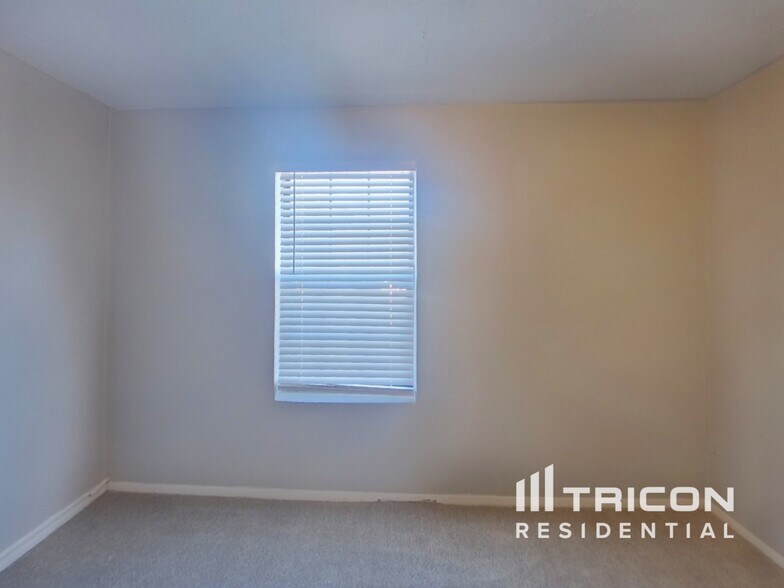 Building Photo - 2053 Stablewood Cove