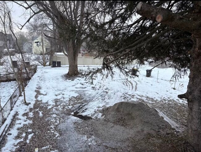 Building Photo - 2136 Miner St