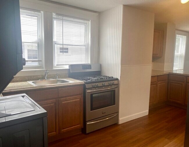 Building Photo - 13 Sculpin Way