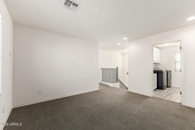 Building Photo - 1712 S 82nd Pl