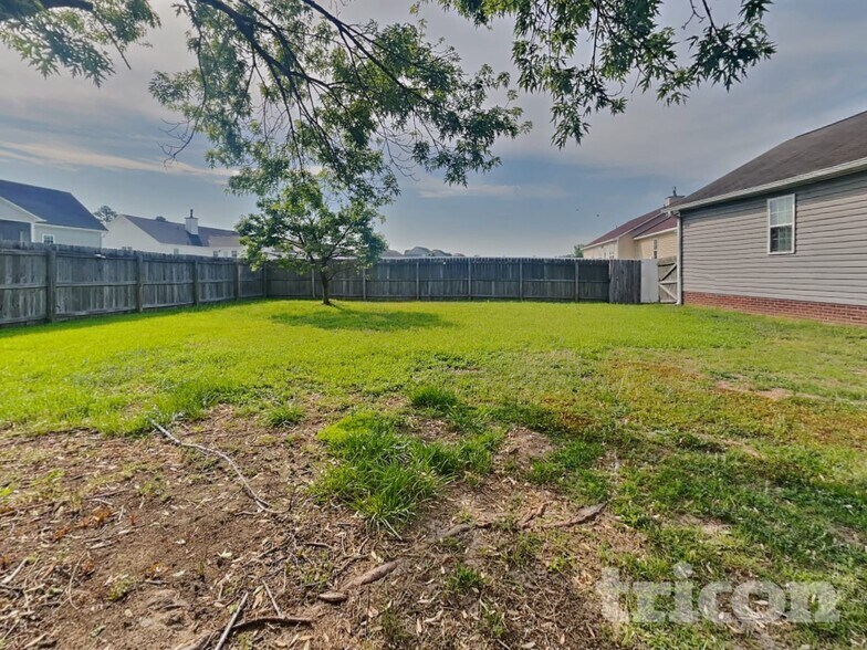 Building Photo - 78 Imperial Dr