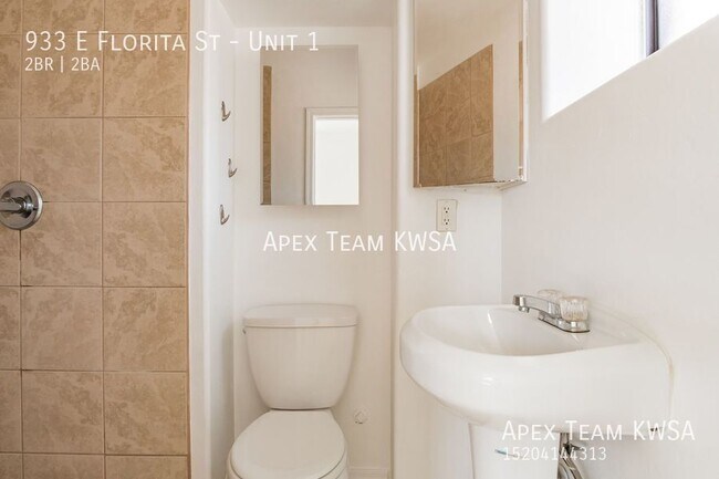 Building Photo - 933 E Florita St