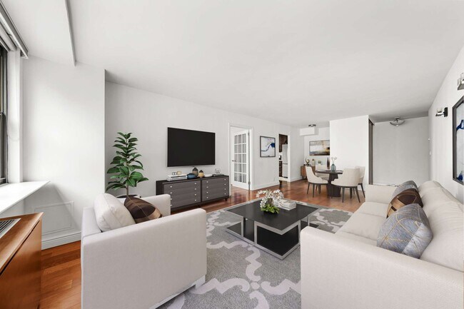 Building Photo - 225 E 36th St