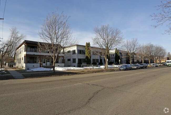 Building Photo - 1646 Selby Ave