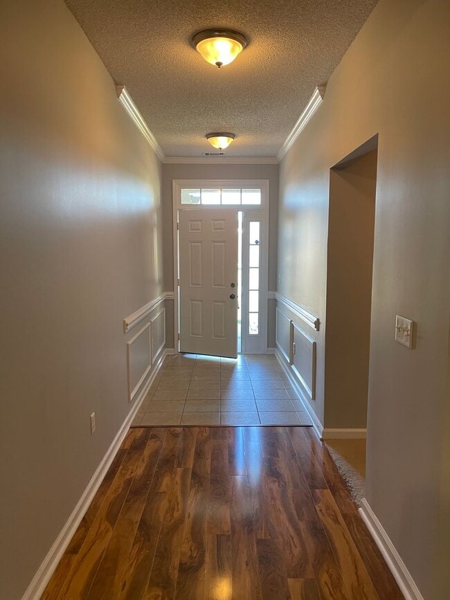 Building Photo - Discover Your Ideal Family Home in Pooler, Georgia!